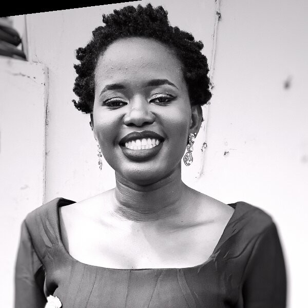 Chima Mmeje headshot, sharing her freelance marketing strategy as a copywriter